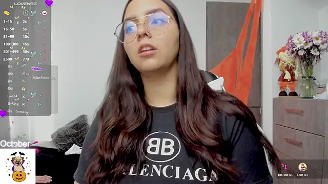 Valery7rose  online show from October 23, 2025, 2:16 pm