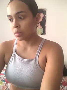 Snapshot of JuanaSimons chatting on September 14, 2025, 6:08 pm JuanaSimons online show from September 14, 2025, 6:08 pm