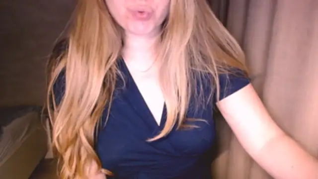 Snapshot of fiona_cute_2 chatting on November 23, 2025, 7:35 pm fiona cute 2 online show from November 23, 2025, 7:35 pm