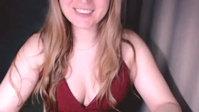 Snapshot of fiona_cute_2 chatting on February 23, 2026, 7:47 pm fiona cute 2 online show from February 23, 2026, 7:47 pm