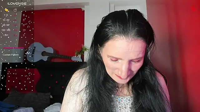 Snapshot of Andrefoxx_ chatting on September 25, 2025, 2:06 am Andrefoxx online show from September 25, 2025, 2:06 am
