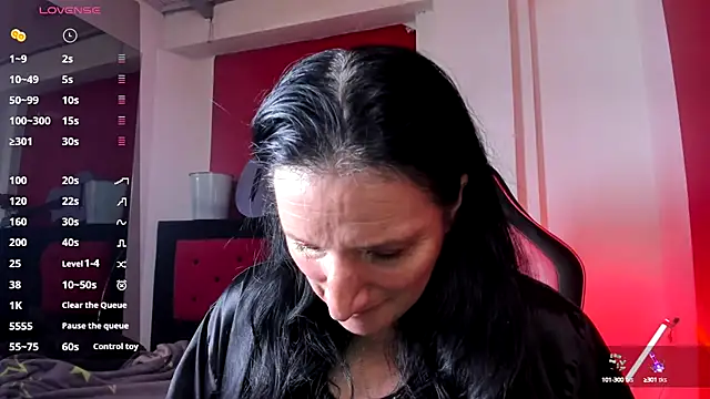 Snapshot of Andrefoxx_ chatting on September 30, 2025, 3:18 pm Andrefoxx online show from September 30, 2025, 3:18 pm