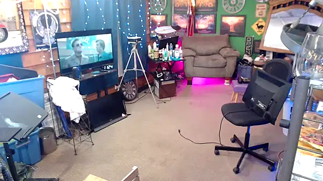 Snapshot of Brooke-lynn chatting on January 17, 2025, 4:28 am Brooke-lynn online show from January 17, 2025, 4:28 am
