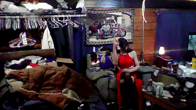 Snapshot of Brooke-lynn chatting on January 13, 2025, 6:27 am Brooke-lynn online show from January 13, 2025, 6:27 am