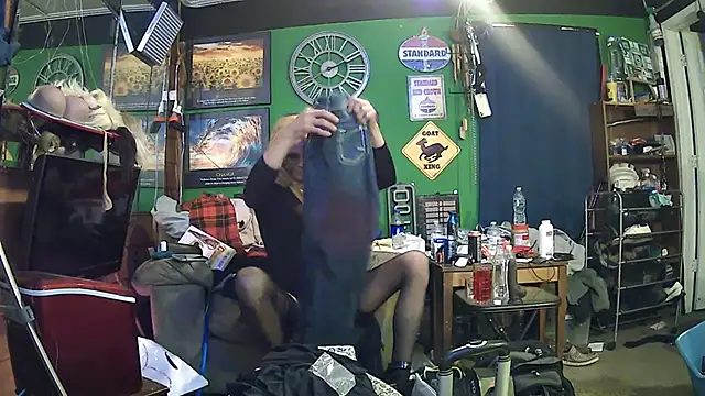 Snapshot of Brooke-lynn chatting on February 2, 2025, 7:41 am Brooke-lynn online show from February 2, 2025, 7:41 am