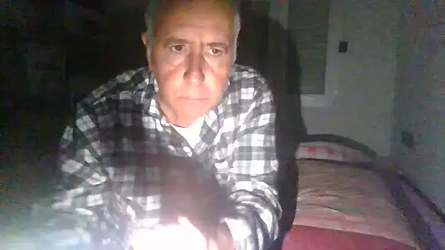 parejamlga58 online show from January 9, 2026, 10:39 pm