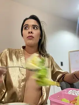 Snapshot of Emilia_Bakerr chatting on March 11, 2025, 6:19 pm Emilia Bakerr online show from March 11, 2025, 6:19 pm