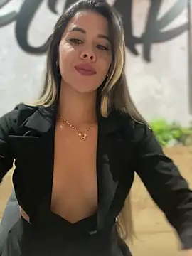 Snapshot of Emilia_Bakerr chatting on March 16, 2025, 3:14 am Emilia Bakerr online show from March 16, 2025, 3:14 am