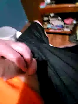 Snapshot of Dut421@xh chatting on October 28, 2025, 9:58 pm Dut421xh online show from October 28, 2025, 9:58 pm