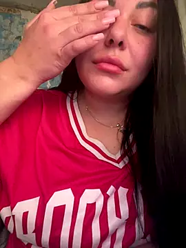 DaisyStreet online show from November 11, 2025, 9:53 pm