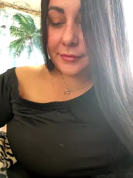 DaisyStreet online show from November 22, 2025, 11:09 am