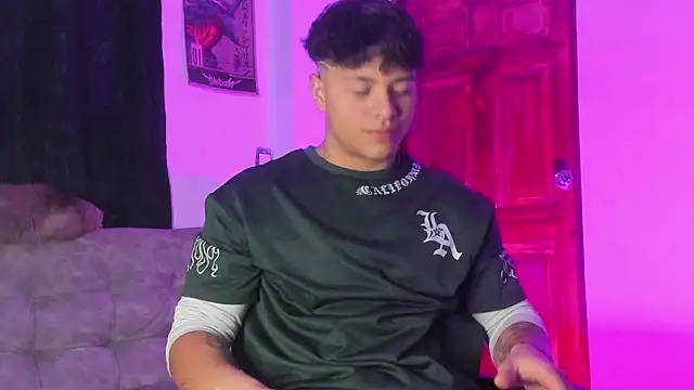 Snapshot of Dominic_Biker__ chatting on February 26, 2026, 2:44 am Dominic Biker online show from February 26, 2026, 2:44 am