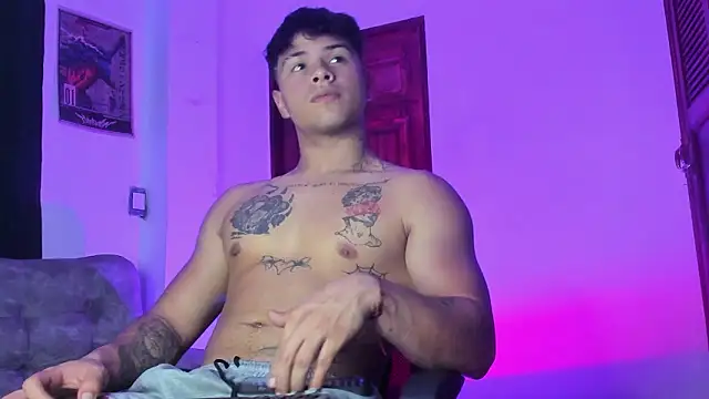 Snapshot of Dominic_Biker__ chatting on February 11, 2026, 5:07 am Dominic Biker online show from February 11, 2026, 5:07 am