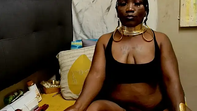 Brunettedevon33 online show from September 23, 2025, 9:11 pm