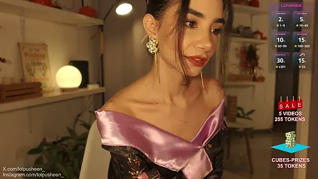 JulietteDee online show from October 15, 2025, 10:51 pm