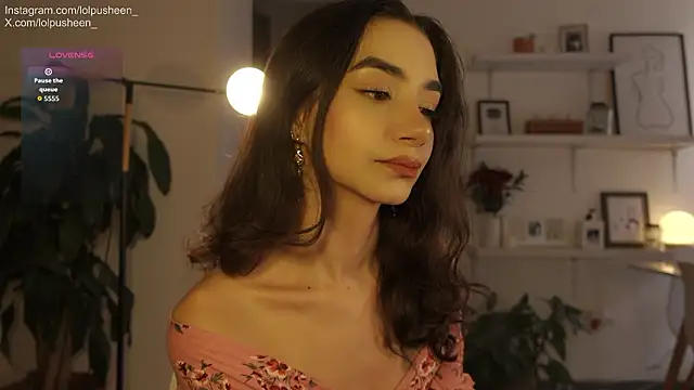 JulietteDee online show from February 2, 2026, 9:58 pm