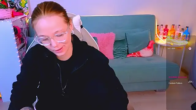 Karen morris online show from October 22, 2025, 4:17 pm