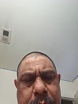 anyway2cum online show from April 3, 2026, 7:53 pm