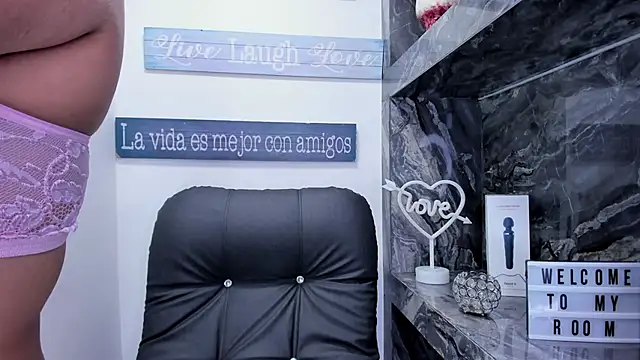 miss danika online show from February 21, 2026, 11:01 am