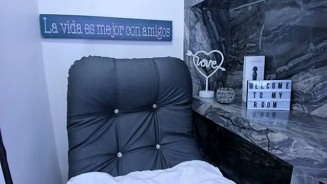 miss danika online show from February 28, 2026, 11:10 am