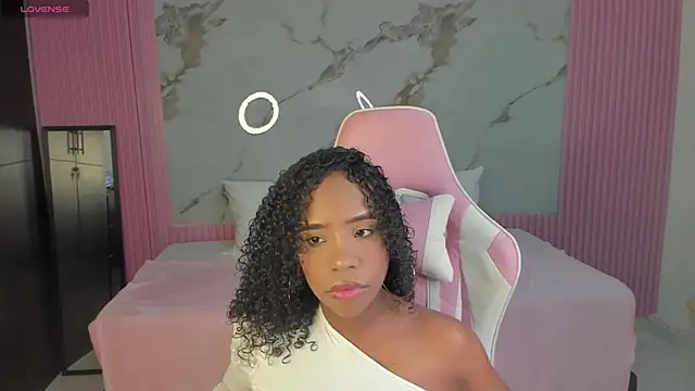 Snapshot of lia_16 chatting on February 5, 2025, 3:31 pm lia 16 online show from February 5, 2025, 3:31 pm