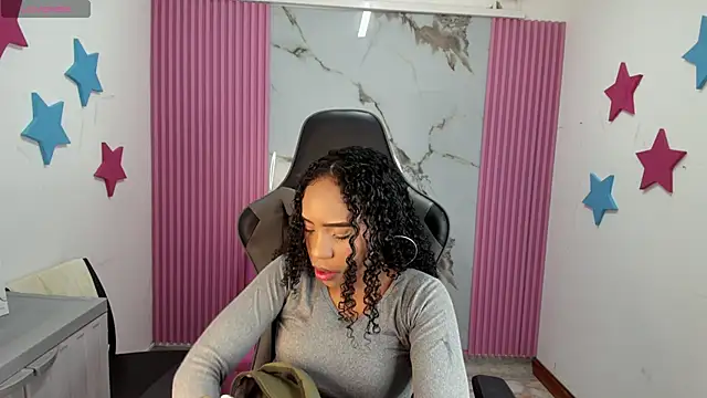 Snapshot of lia_16 chatting on October 7, 2025, 10:49 am lia 16 online show from October 7, 2025, 10:49 am