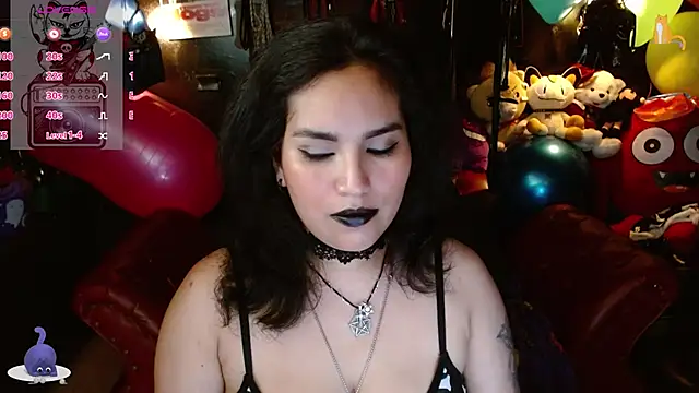 Snapshot of kureiji_hentaii chatting on February 3, 2026, 4:43 am kureiji hentaii online show from February 3, 2026, 4:43 am