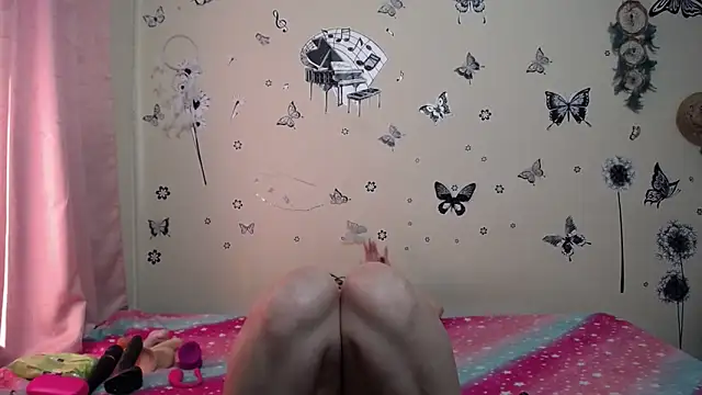 Nicolle-sky online show from December 16, 2025, 4:44 pm