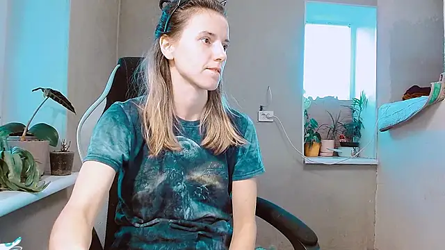 RosaJil online show from October 29, 2025, 2:16 pm