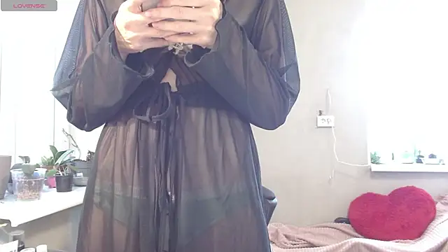 RosaJil online show from August 2, 2026, 2:48 pm