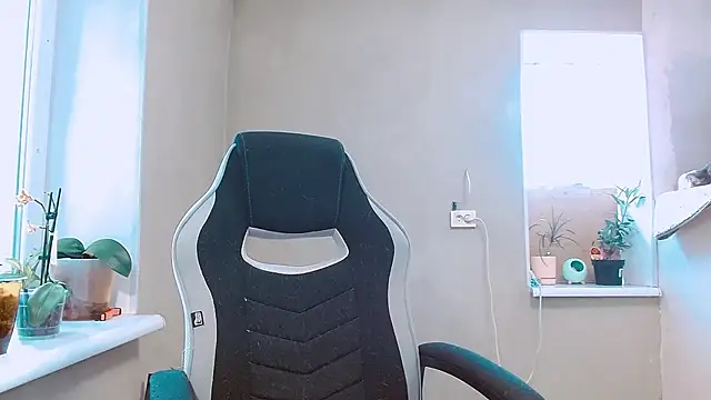 RosaJil online show from October 2, 2025, 1:47 pm