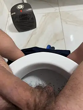 Snapshot of pino8787 chatting on January 20, 2025, 11:21 pm pino8787 online show from January 20, 2025, 11:21 pm