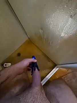 Snapshot of Kyle247@xh chatting on March 3, 2026, 10:28 pm Kyle247xh online show from March 3, 2026, 10:28 pm