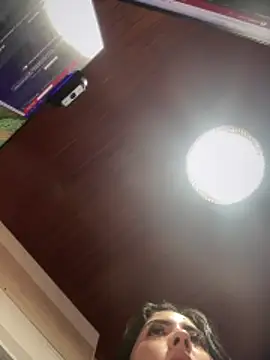 MarianaBenz online show from October 24, 2025, 11:26 pm