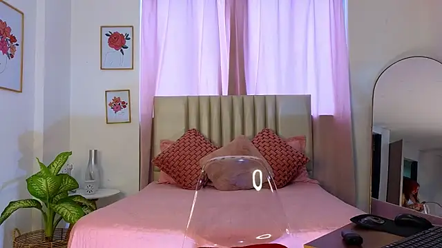 Snapshot of KristennBlue chatting on February 21, 2025, 2:48 pm KristennBlue online show from February 21, 2025, 2:48 pm