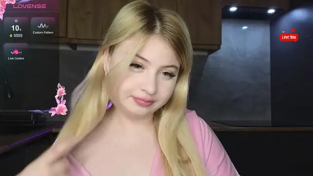 shy blondiee online show from January 5, 2026, 8:45 pm