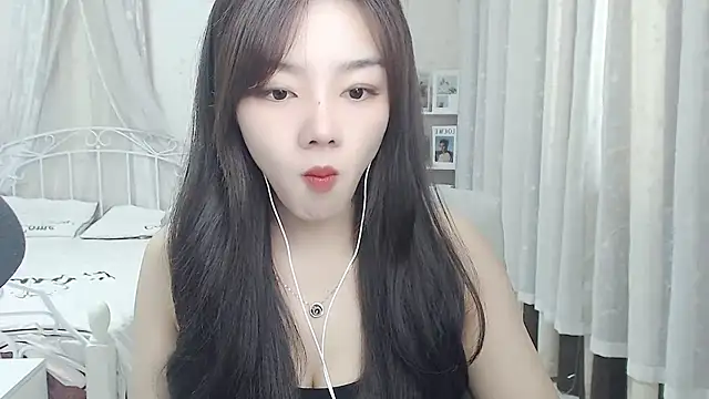 Jenny-Z online show from April 19, 2026, 1:50 am