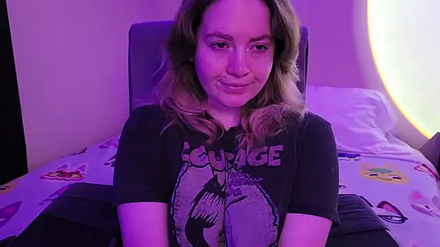 InternetFairy XO online show from December 3, 2025, 7:19 am