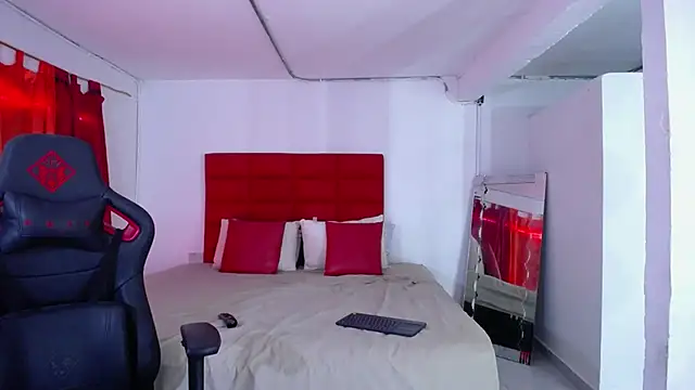 LyonGallego  online show from March 29, 2026, 3:57 pm