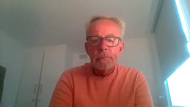 tuggy59 online show from September 20, 2025, 5:23 am