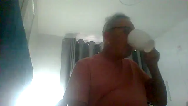 tuggy59 online show from October 18, 2025, 4:14 am