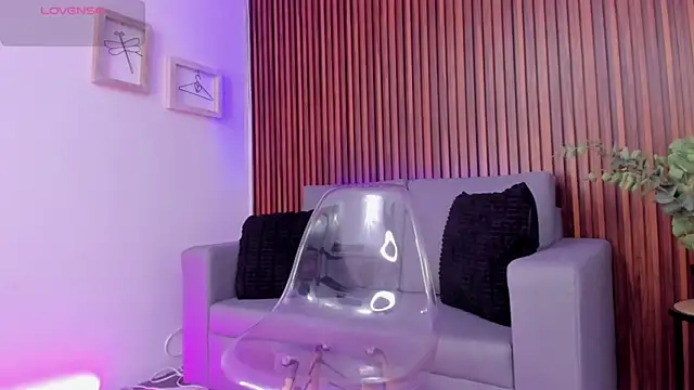 Alex cute77 online show from April 14, 2026, 12:10 pm