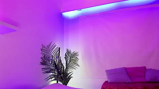 Gloomydoll online show from October 1, 2025, 7:18 pm