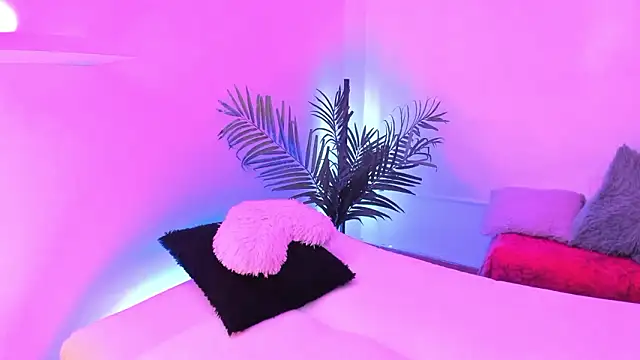 Snapshot of Gloomydoll chatting on January 16, 2026, 6:56 pm Gloomydoll online show from January 16, 2026, 6:56 pm