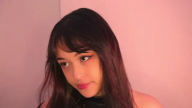 Snapshot of Gloomydoll chatting on February 10, 2026, 5:56 pm Gloomydoll online show from February 10, 2026, 5:56 pm