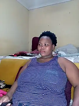 Real1SweetQueen online show from March 18, 2025, 5:01 pm