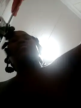 Snapshot of Real1SweetQueen chatting on February 1, 2026, 8:07 pm Real1SweetQueen online show from February 1, 2026, 8:07 pm