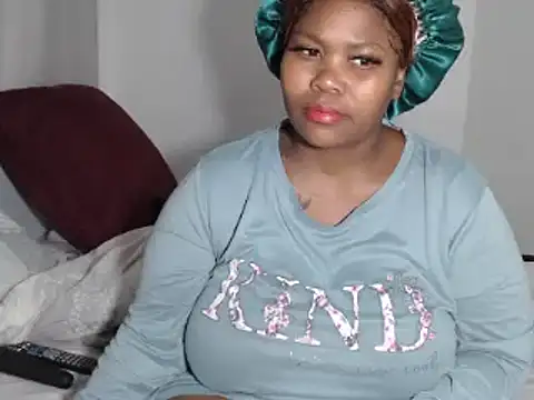 Real1SweetQueen online show from September 12, 2025, 2:28 pm