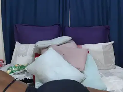 Snapshot of Real1SweetQueen chatting on January 18, 2026, 6:22 pm Real1SweetQueen online show from January 18, 2026, 6:22 pm