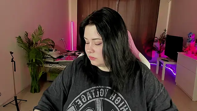 Akemi BBW online show from September 15, 2025, 6:58 am